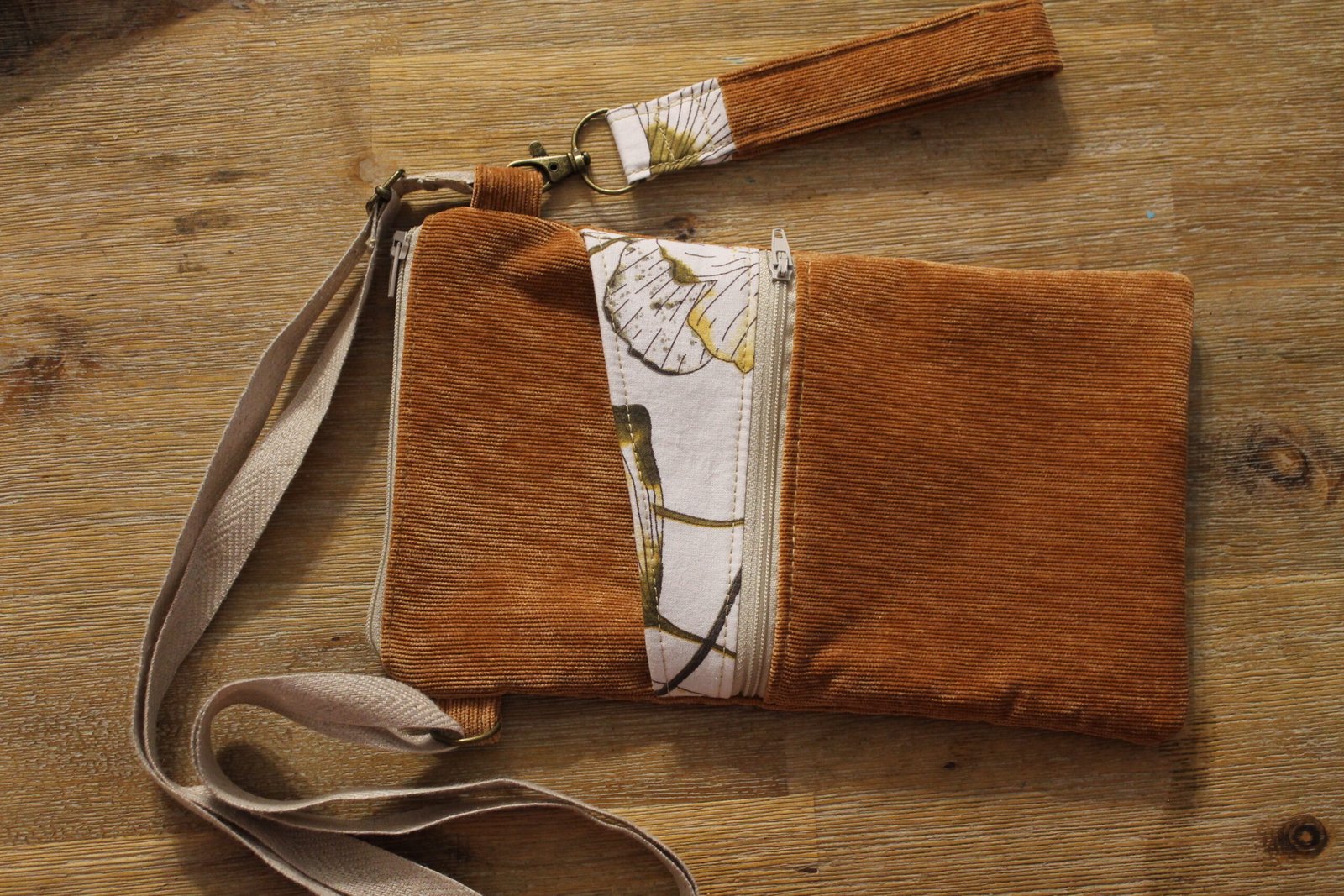 Pochette téléphone Kiwi - Velours Rouille