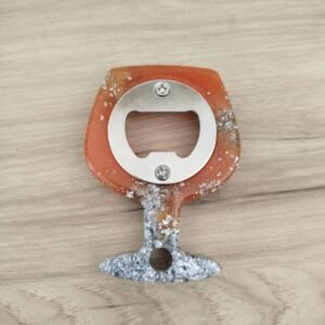 Décapsuleur résine rouille et argent