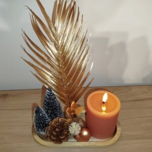 Centre de table  avec bougie LED rose et déco de noël