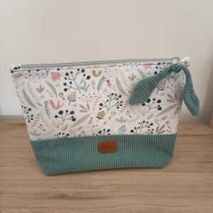 Trousse de toilette "Velours vert amande et motif botaniques délicats